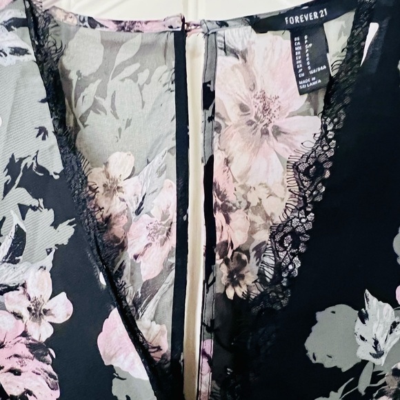 New Forever 21 Long Robe Dress Floral Black & Pink Rose Print, Open Back, Sz S - Picture 6 of 11
